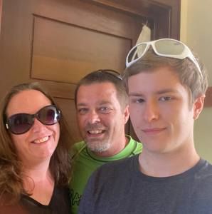 Meet your Posher, Lori